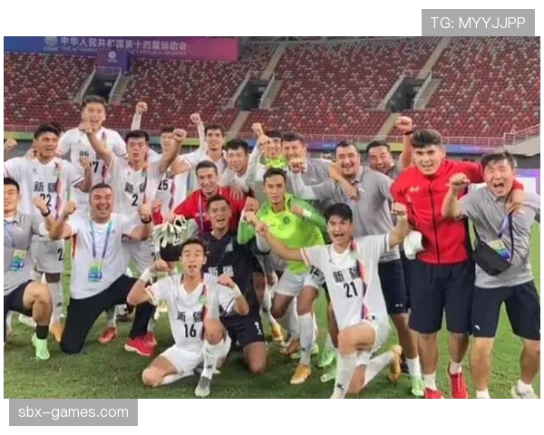 意大利青年队夺冠在望，年轻新星闪耀助推球队未来发展