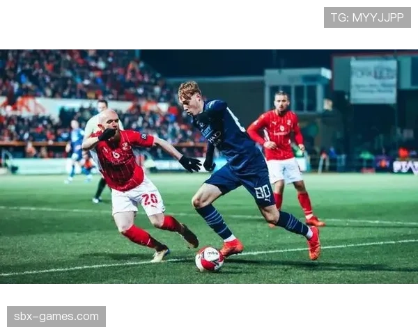 帕尔默与德布劳内:组织创造力与体系适配差异解析 帕尔默与德布劳内:组织创造力与体系适配差异解析